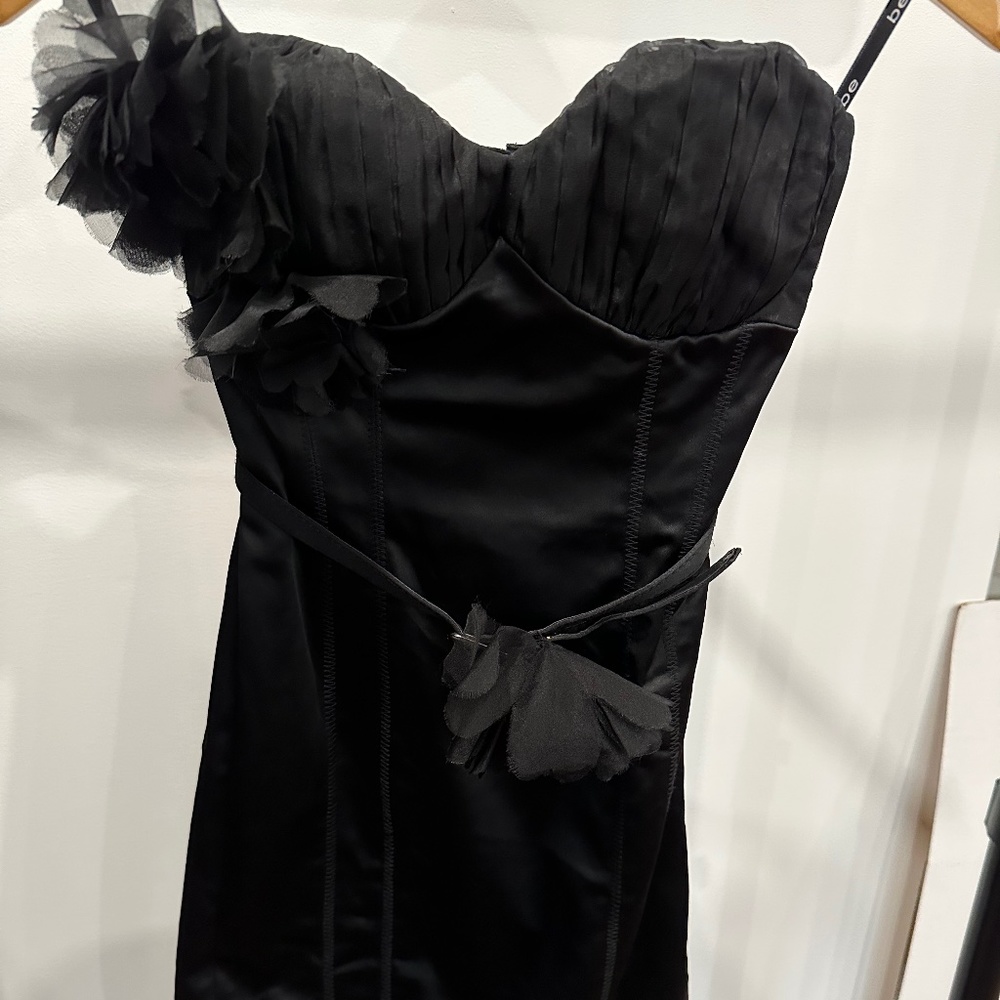 Bebe black fitted strapless dress